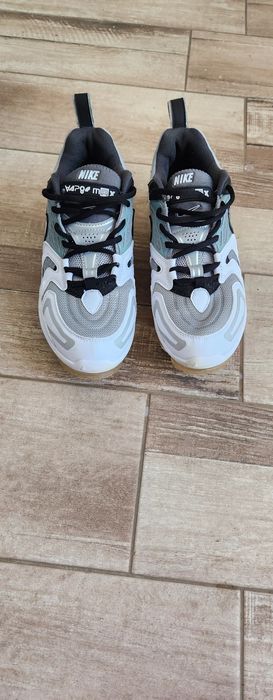 Adidasi nike vapormax marimea 42