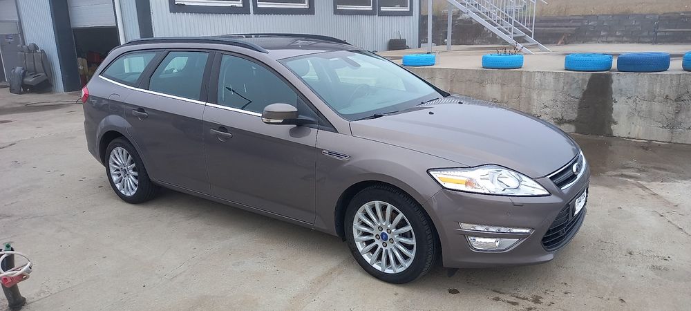 Ford Mondeo 2012 2.0 tdci stare foarte bună