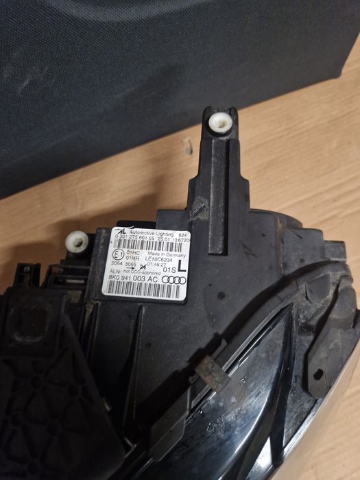 Far faruri halogen stanga dreapta audi a4 b8.5 facelift