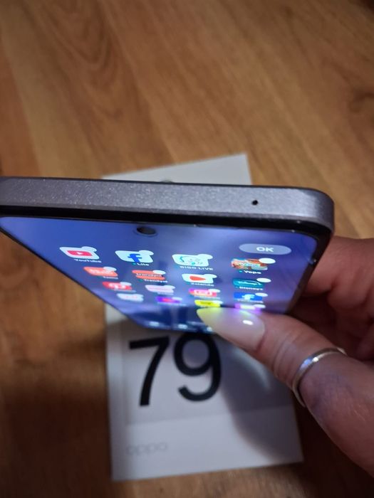 Oppo A79 5G -stare impecabila ca nou, pret  usor negociabil
