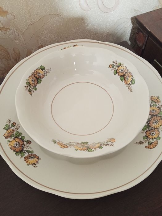 Столовый сервиз   на 6 персон