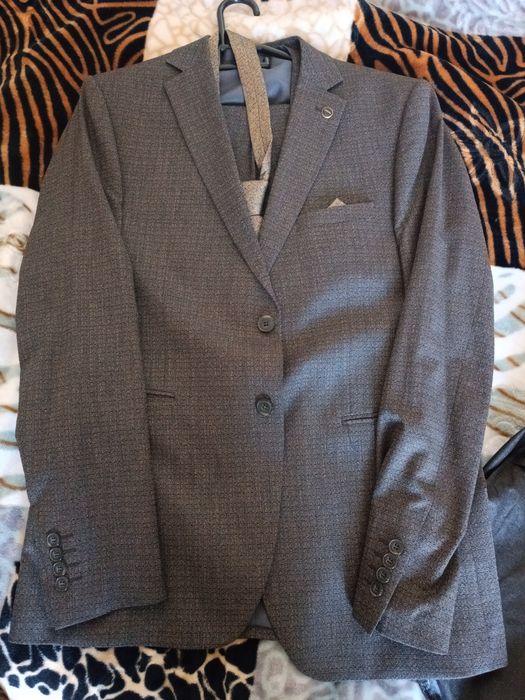 Мужской костюм ( классика)