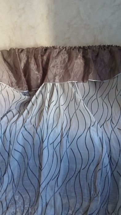 Штора-тюль в отличном состоянии