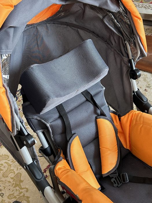 Продам детскую инвалидную коляску