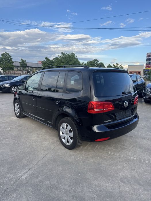 VOLKSWAGEN Touran 2014 — imagine 4