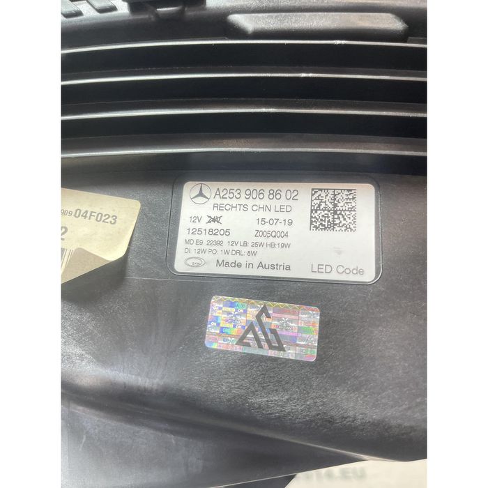 Десен фар led за mercedes glc x253 facelift - a2539068602