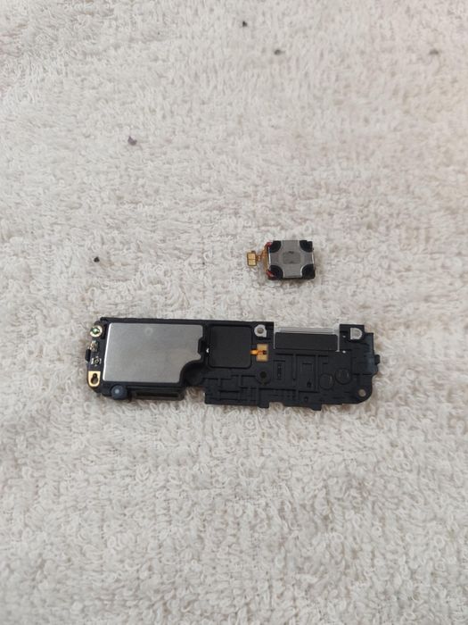 Продавам части за Xiaomi mi10t pro