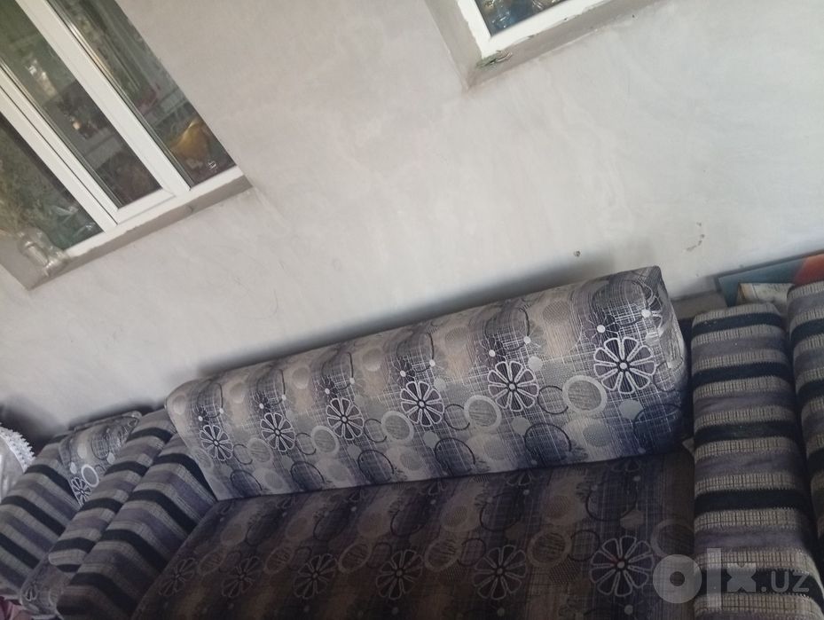 Ugalok sotiladi bitta kotta ikkita kichkina devani bor