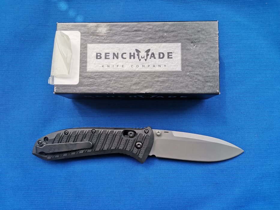 НОВА ЦЕНА Сгъваем нож Benchmade Presidio