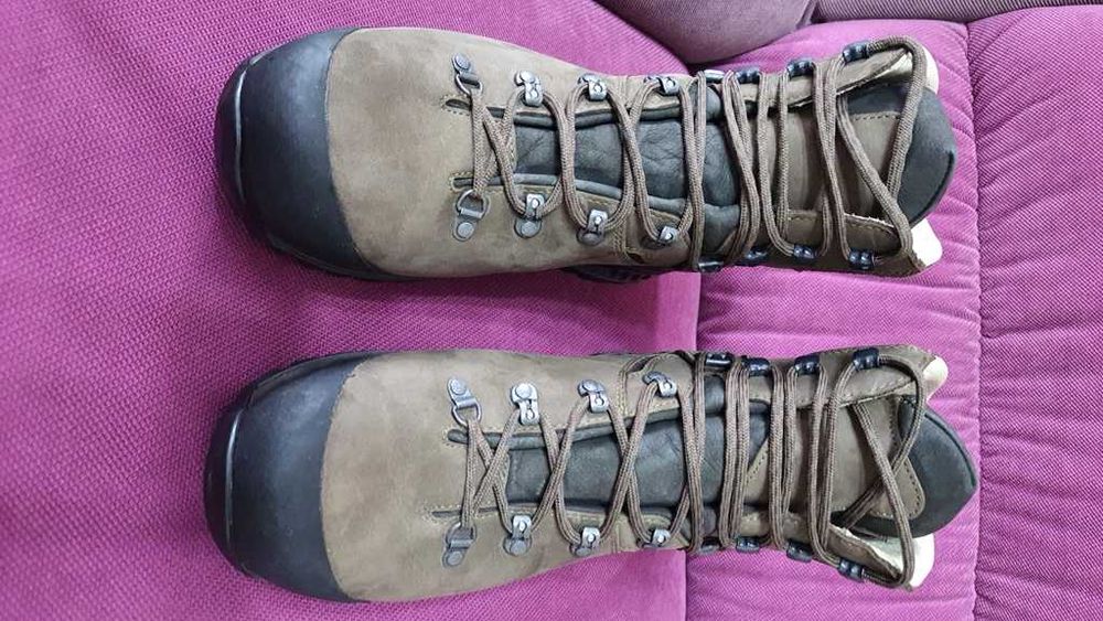 Ghete trekking vanatoare de la HANWAG Tatra 2 marimea 48,5