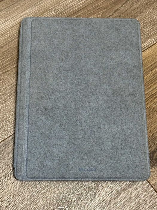 Microsoft Surface Go 2 m3-8100Y/8RAM/128SSD/Intel HD/Full HD+ Touch