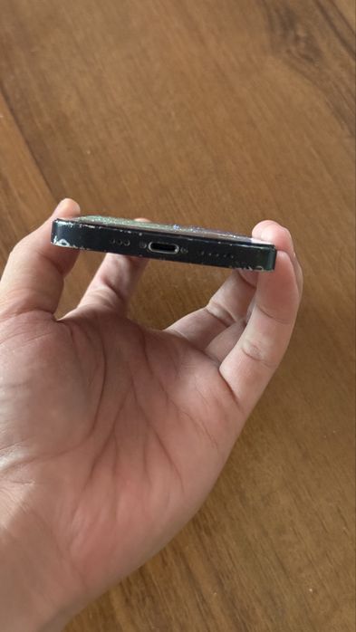 Продаю Iphone 13 128GB