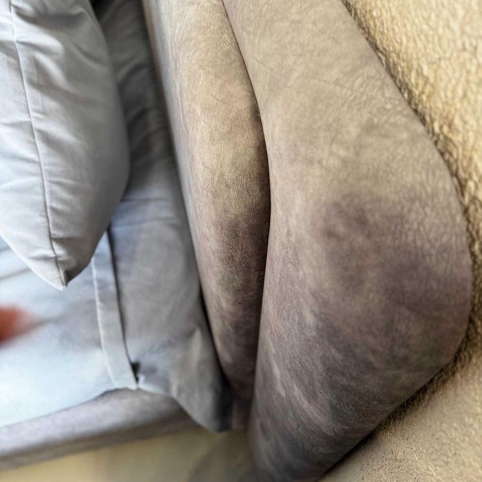 Кровать с мягкой обивкой 200х180