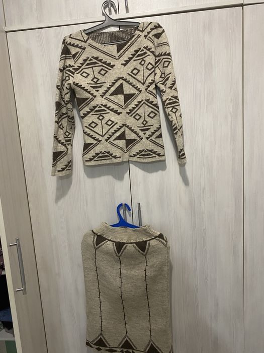 Платья и  кастюмы  двойки теплые