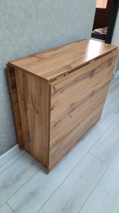 Продам новый стол стол книжку