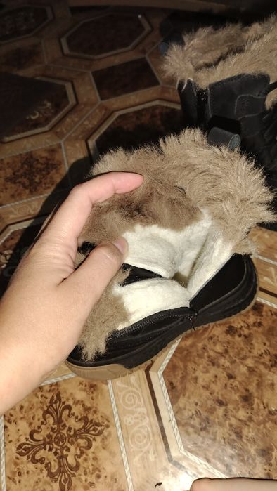 Зимние ботинки 27 размер продам