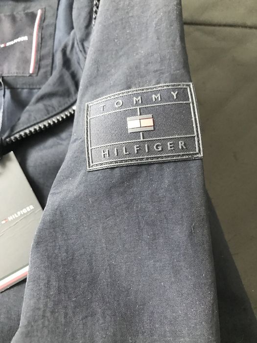 Jacheta baieti Tommy Hilfiger noua