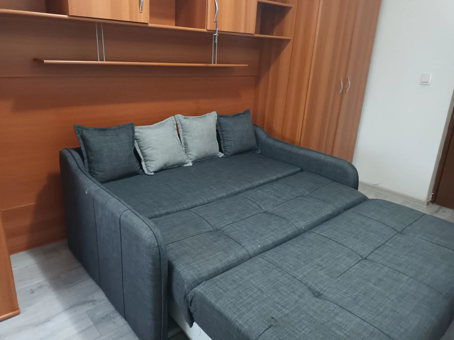 Vând mobila plus canapea extensibila