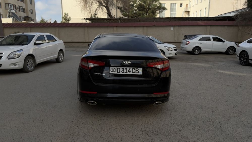 Продам автомобиль хорошем состоянии кия оптима