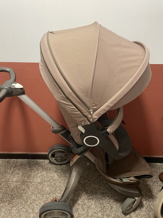 Детска количка Stokke V5+ подарък кошница за новородено