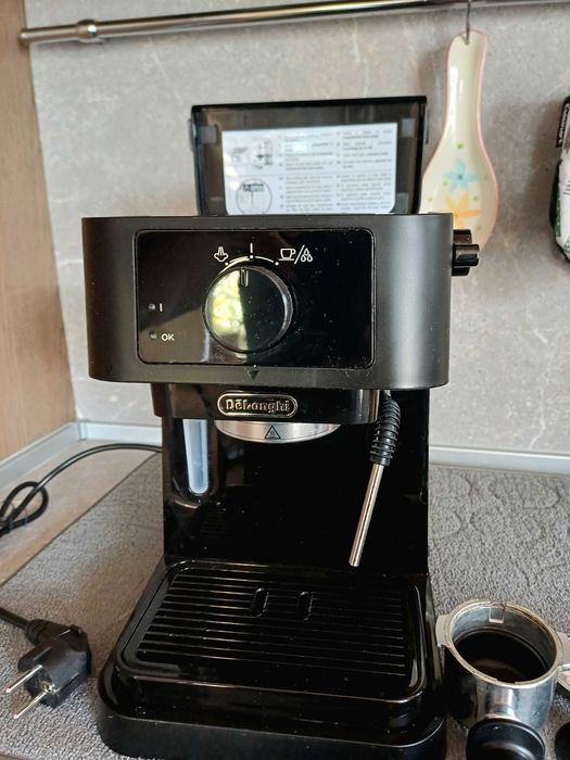 Кафе машина еспресо Delonghi EC230
