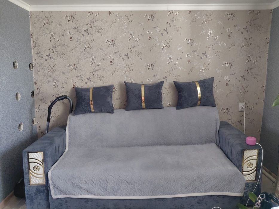 Продам диван и горку