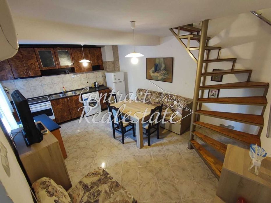 Тристаен Обзаведен Мезонет - Погребите !