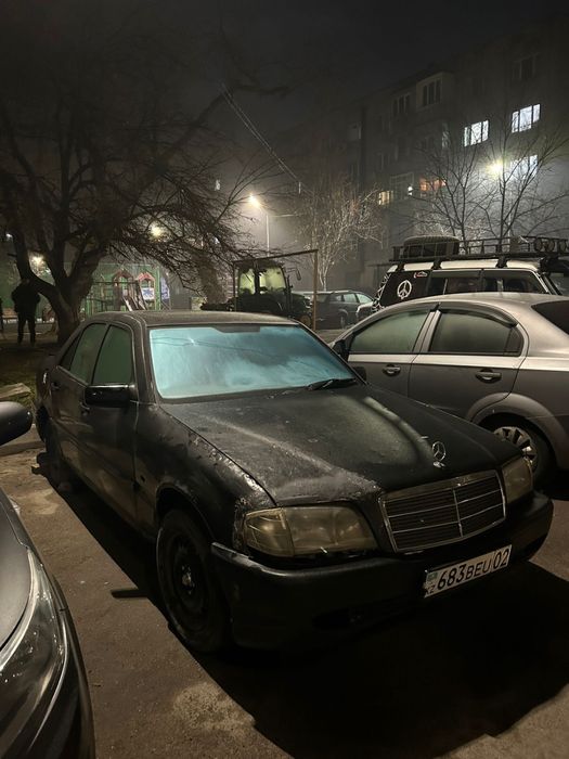 продам мерс с180