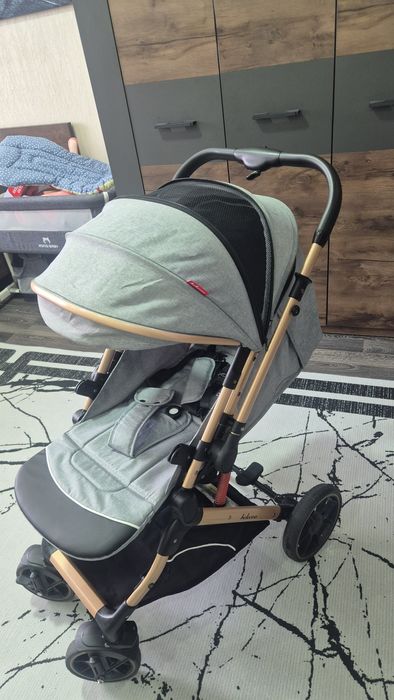 Детская кровать и каляска