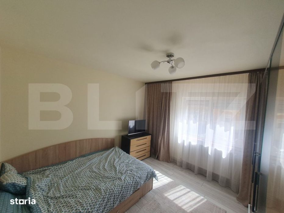 Apartamant decomandat, 4 camere, 90 mp, semicentral