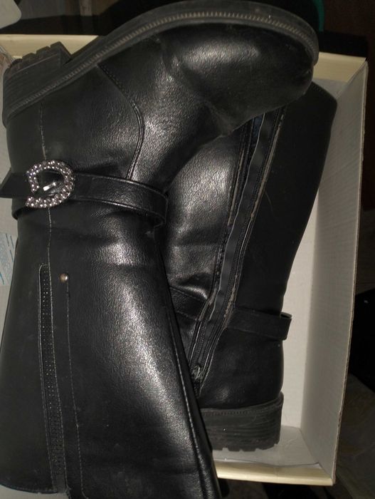 Кроссовки 35 размер.