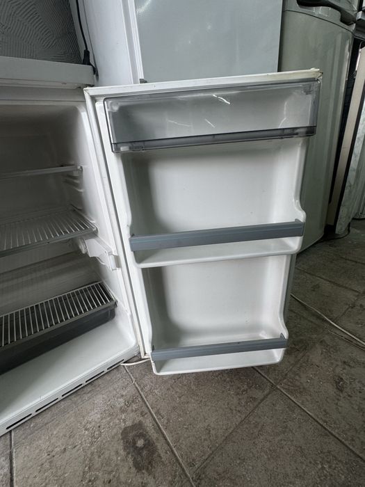 Хладилник с фризер BEKO