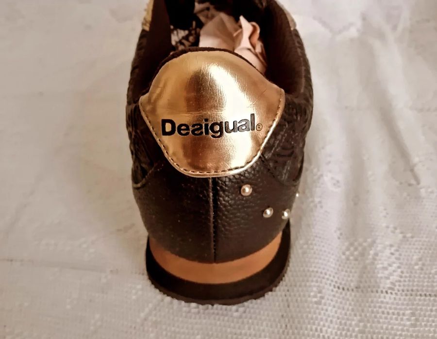 Дамски, спортно - елегантни обувки