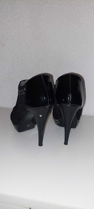 Дамски обувки DARIS номер 37