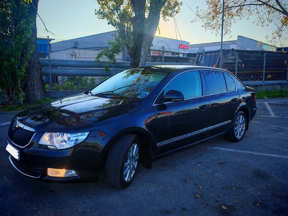 Vând Skoda Superb 2 II
