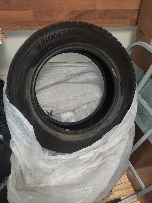 Зимни гуми Bridgestone