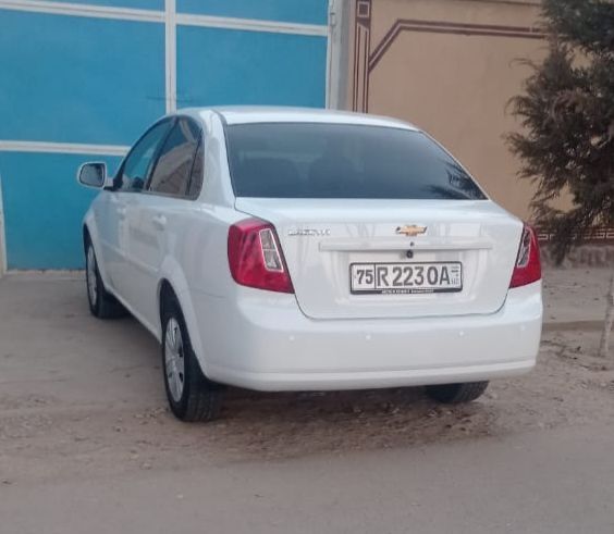 Шевролет джентра 2022.