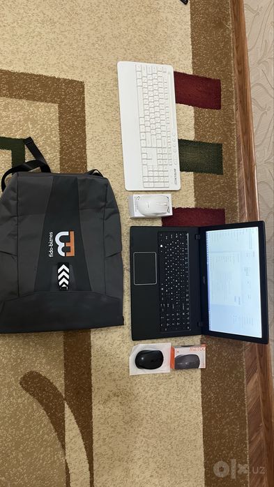 Acer core i7, mishka, bluetooth klaviatura(mishka), rugzak