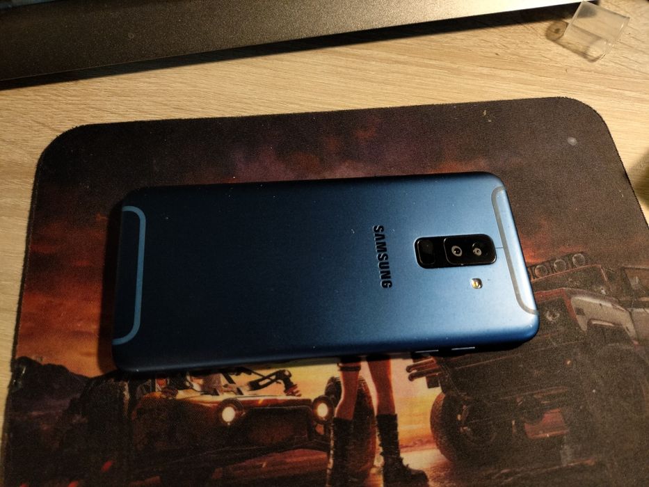 Продам Samsung a6+