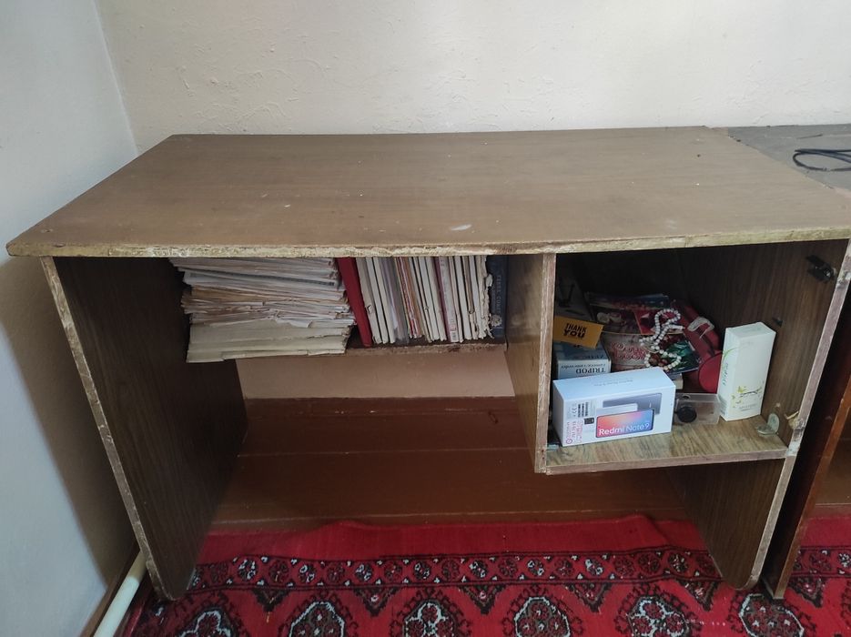 Офисный столлар сотилади