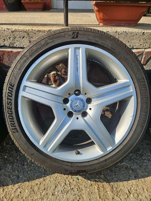 19 AMG Джанти с BRIDGESTONE 255/40/19. DOT4525