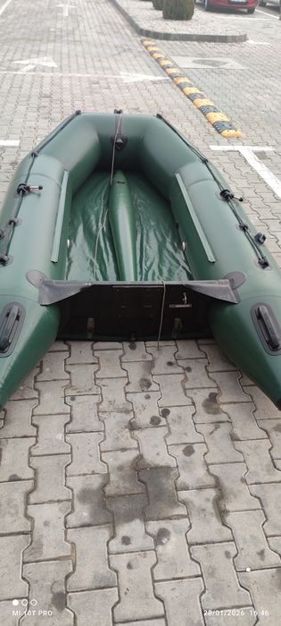 Barca kolibri KM 300 D