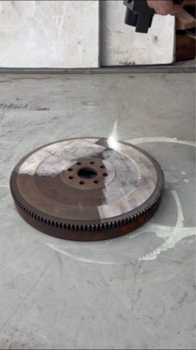 Лазерно почистване / laser cleaning