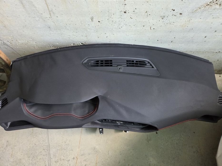 Таблото Пежо308GT