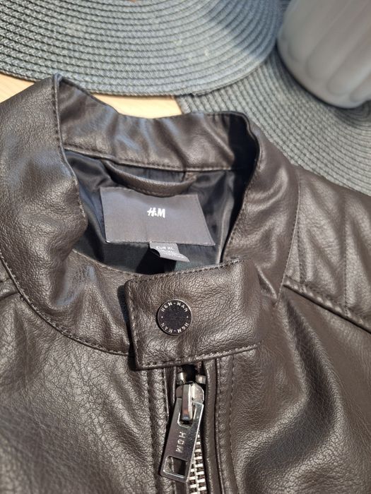 Vând geacă piele ecologică maro nouă H&M