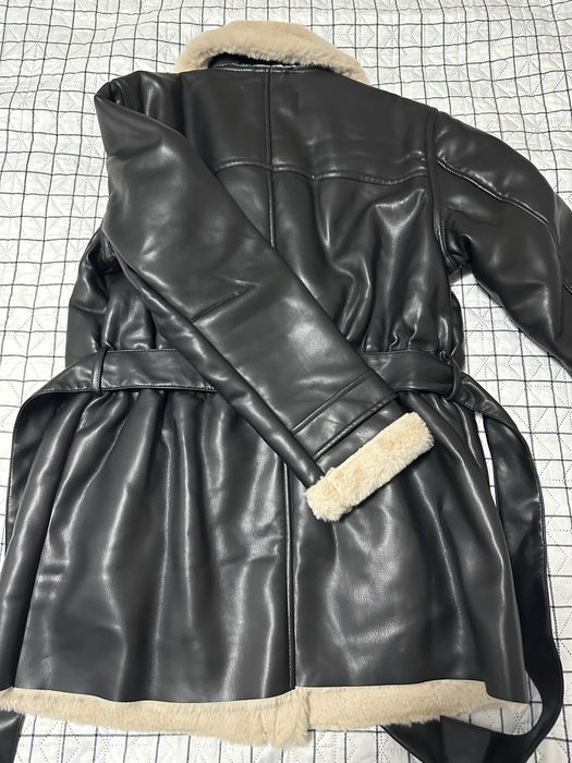 Стилно кожено яке с пух