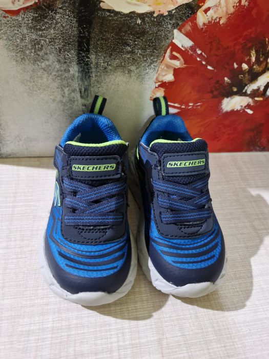 Топли ботуши, обувки и маратонки/кецове за момче (размер от 19 до 23)