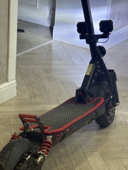 Продам электросамокат