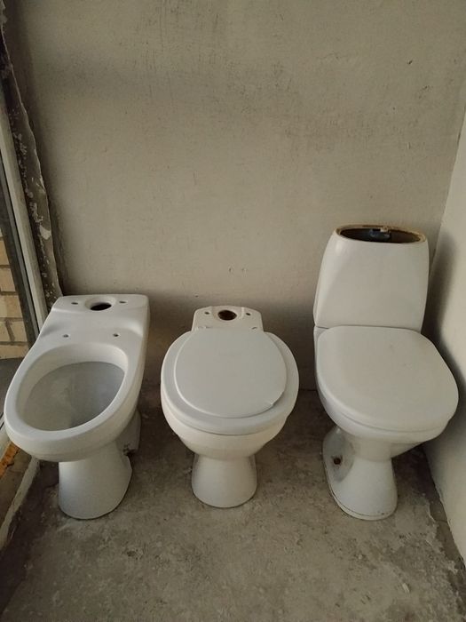 Продам Унитаз б/у