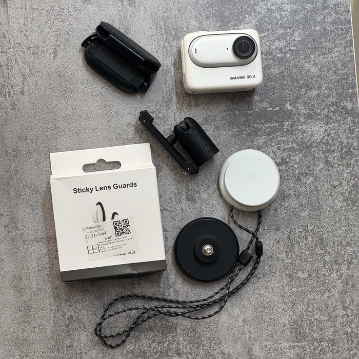 Insta360 go3 sotiladi full komplekt